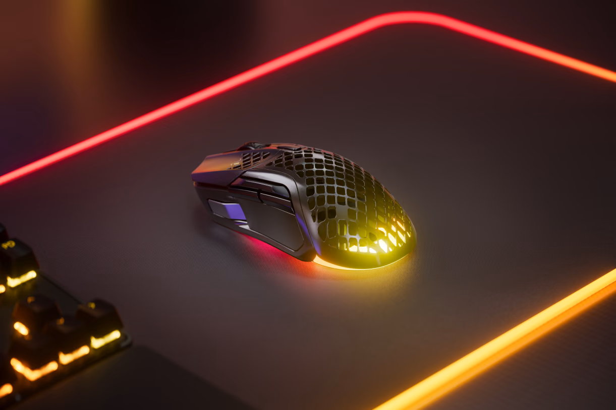 SteelSeries Aerox 5 Wireless mouse in Black
